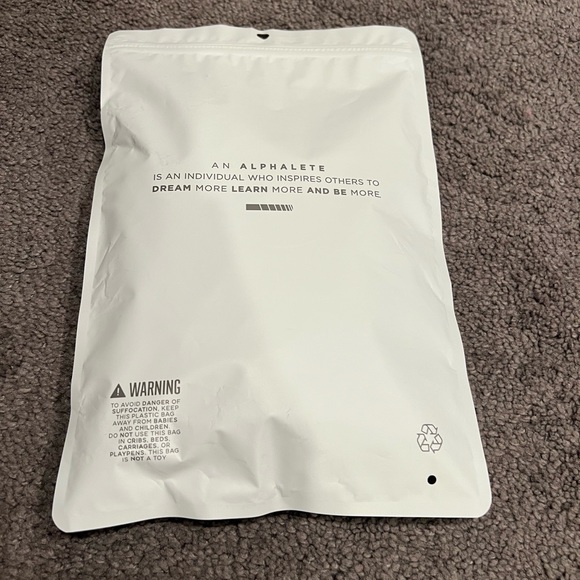 Alphalete Intimates Sleepwear Alphalete Surface Keyhole Bra